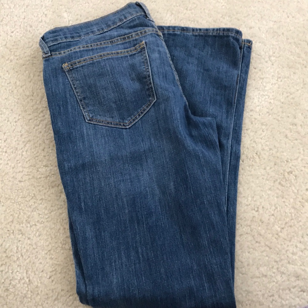 Old navy Flirt fit size 6 jeans